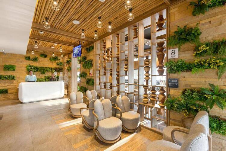Oakwood Hotel Journeyhub Phuket