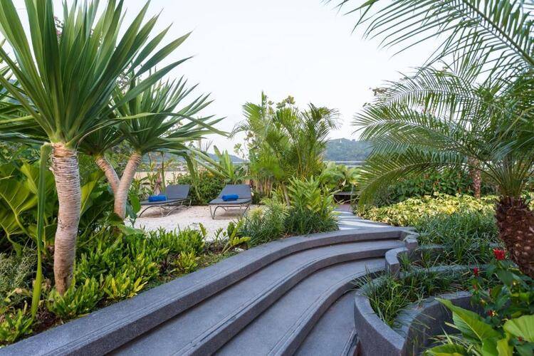 Oakwood Hotel Journeyhub Phuket
