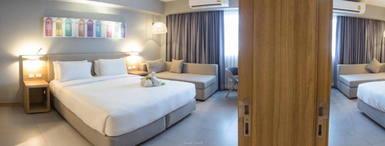 Oakwood Hotel Journeyhub Phuket
