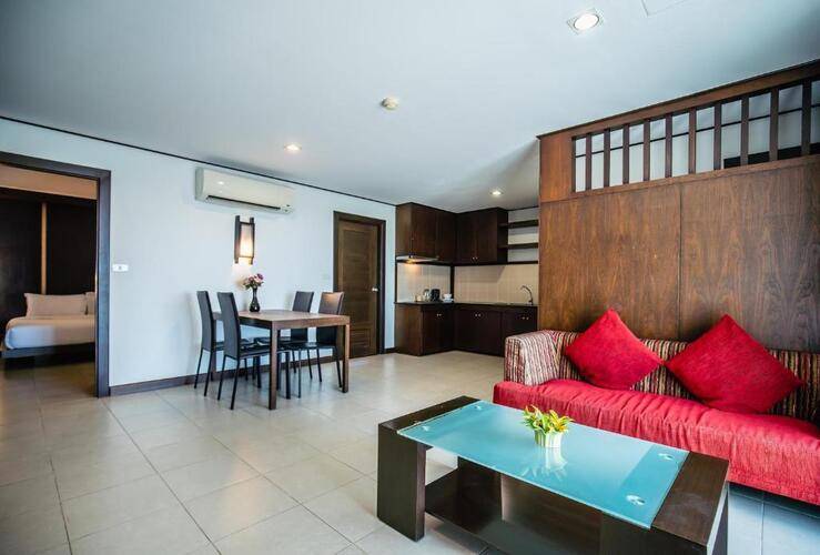 Ratana Apart Hotel at Chalong