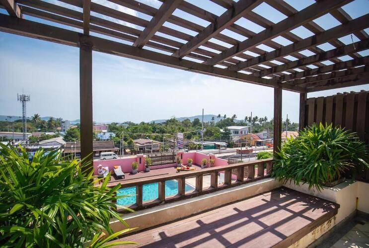 Ratana Apart Hotel at Chalong
