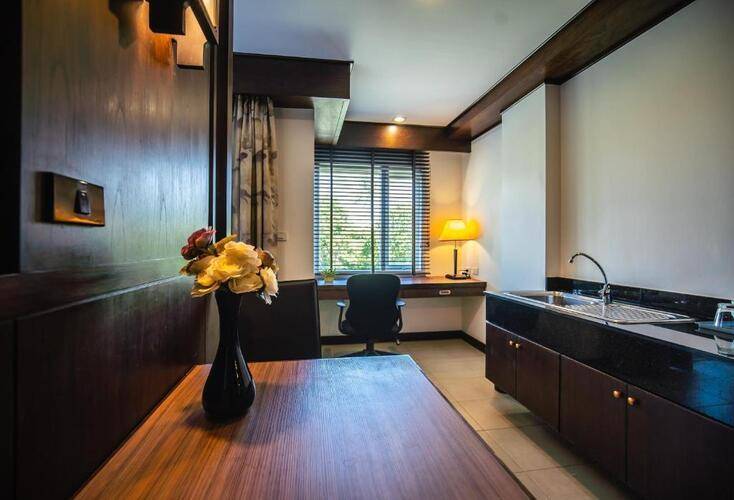 Ratana Apart Hotel at Chalong