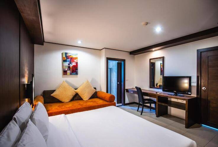 Ratana Apart Hotel at Chalong
