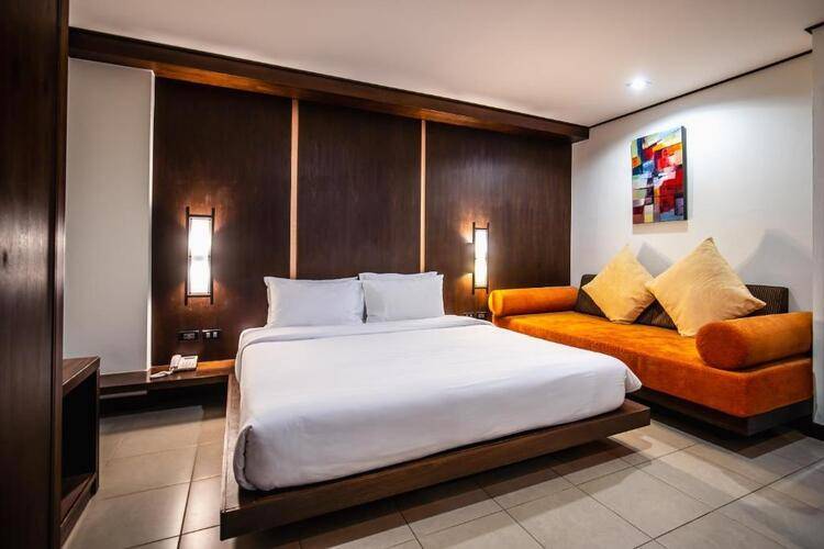Ratana Apart Hotel at Chalong