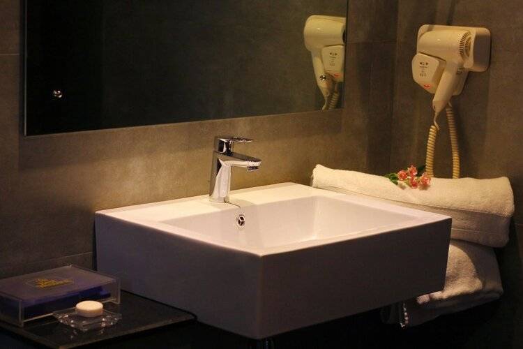 Best Western Elyon Colombo