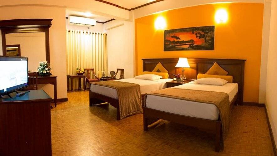 Hotel Sapphire