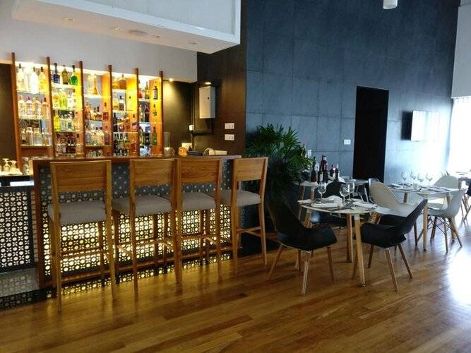 Ocean Edge Suites & Hotel Colombo