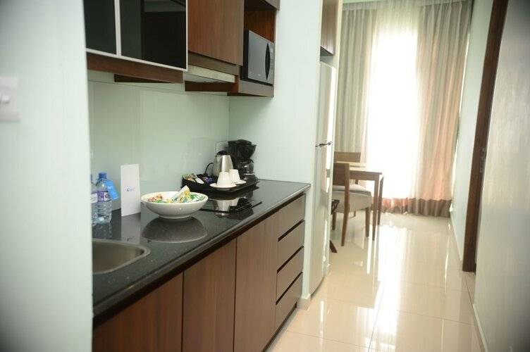 Ocean Edge Suites & Hotel Colombo