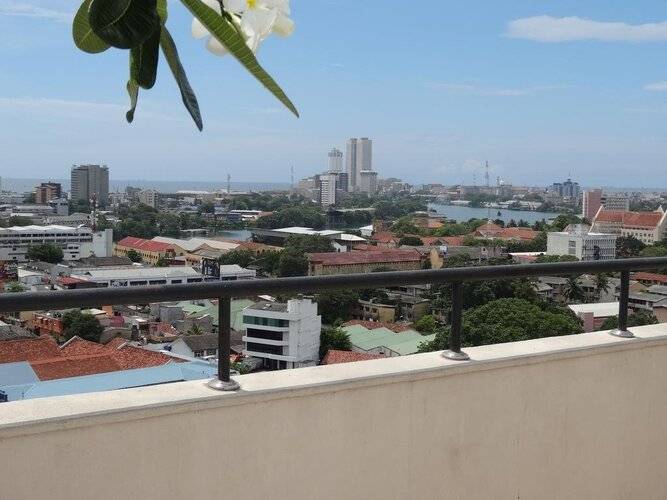 Hedges Court Residencies Colombo City