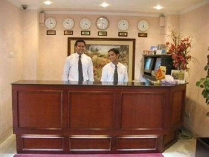 Pearl City Hotel