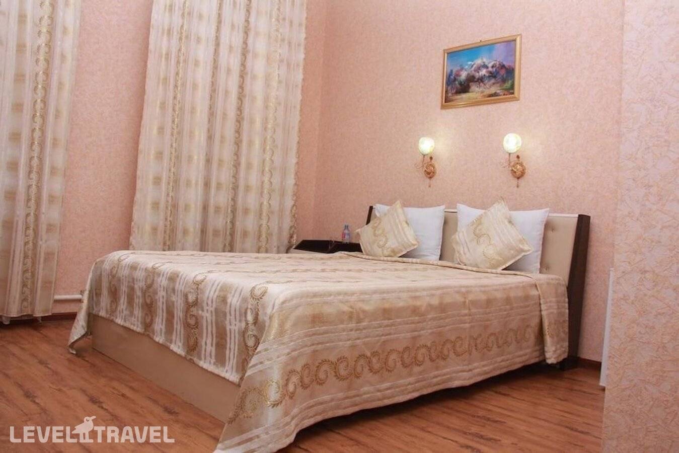 Изображение отеля 8