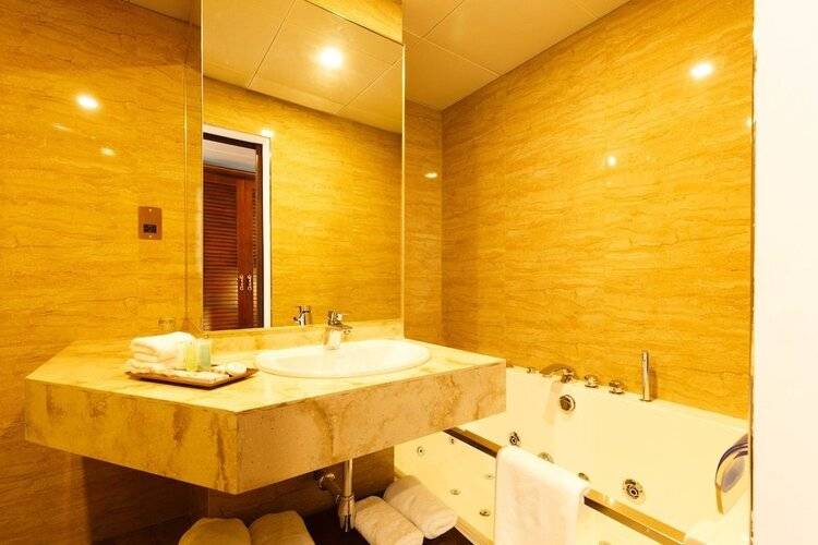 Trillium Hotel