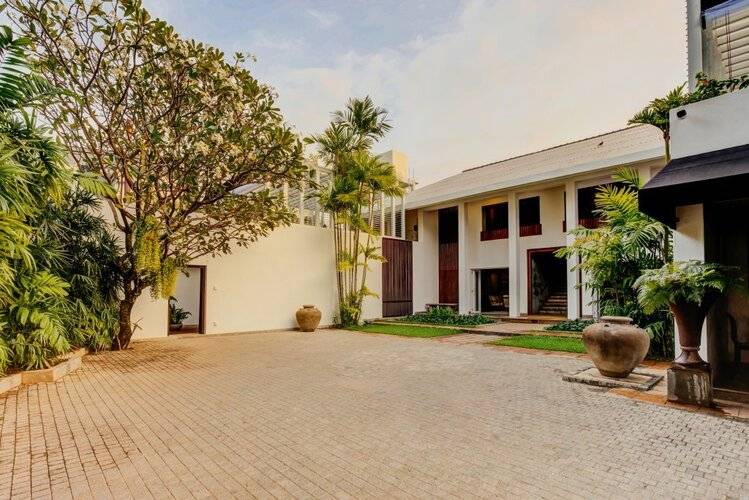 Вилла Taru Villas-Lake Lodge