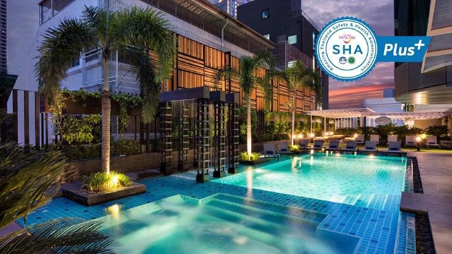 Solitaire Bangkok Sukhumvit 11 (SHA Plus+)