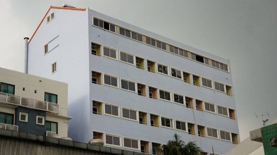 J Two S Pratunam Hotel