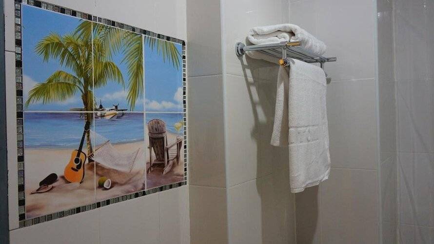 J Two S Pratunam Hotel