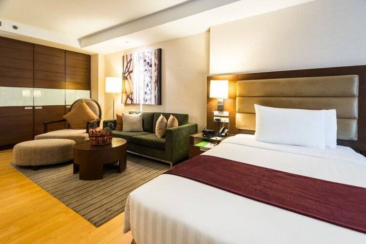 Legacy Suites Hotel