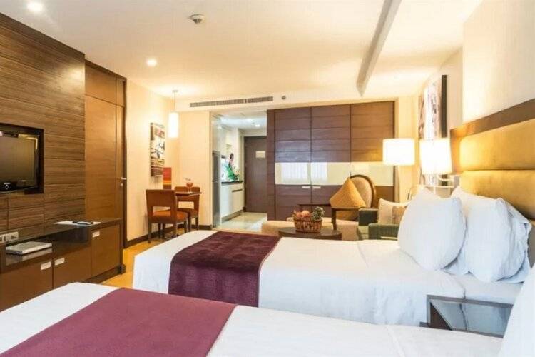 Legacy Suites Hotel