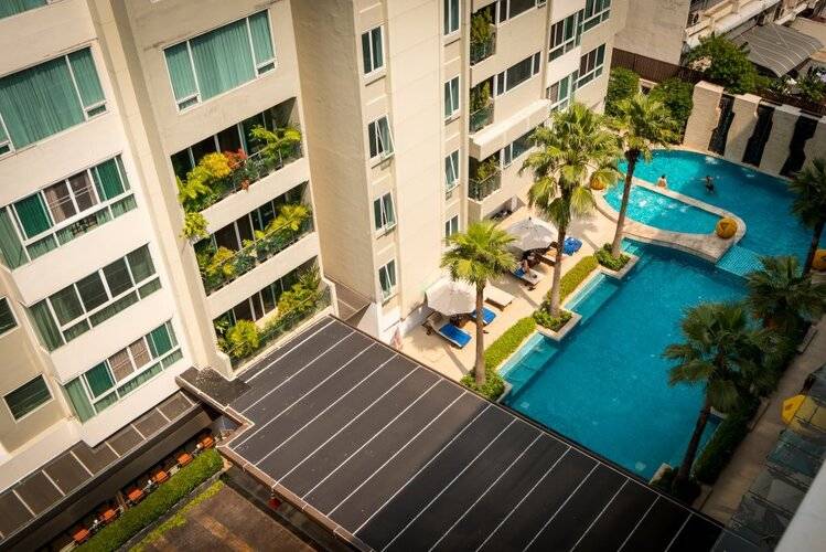 Legacy Suites Hotel