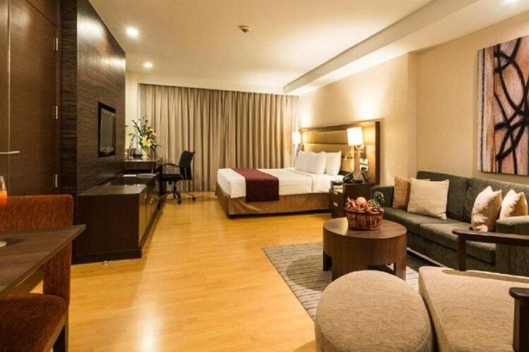 Legacy Suites Hotel