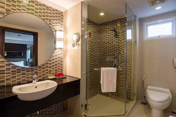 Legacy Suites Hotel