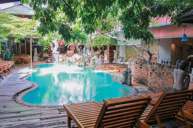 Villa Cha Cha Banglumphu