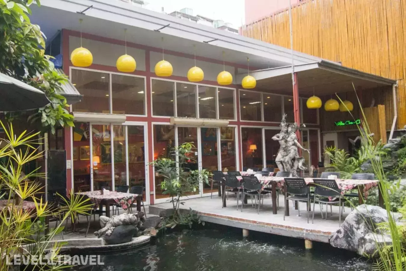 Villa Cha Cha Banglumphu