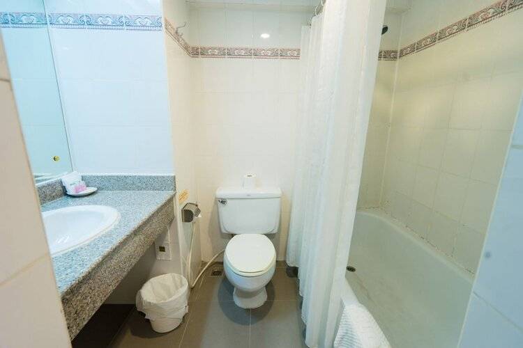 Samran Place Hotel