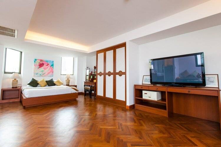 The Grand Sathorn