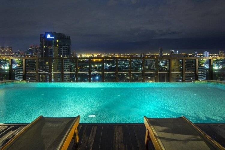 Urbana Langsuan Hotel