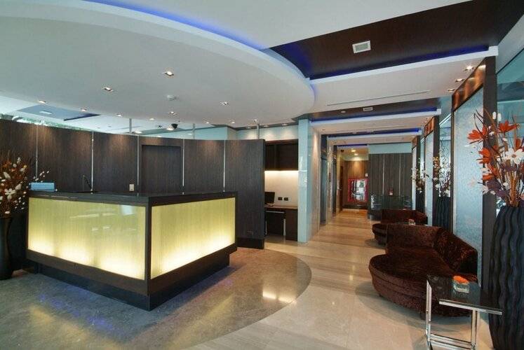 Amora NeoLuxe Hotel