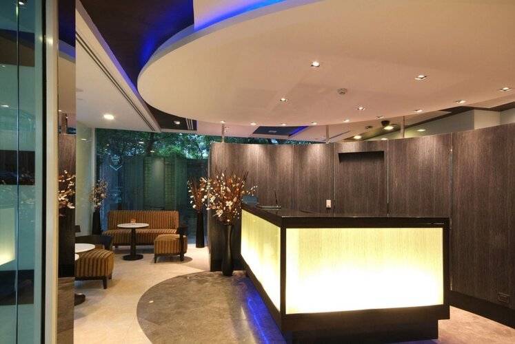 Amora NeoLuxe Hotel