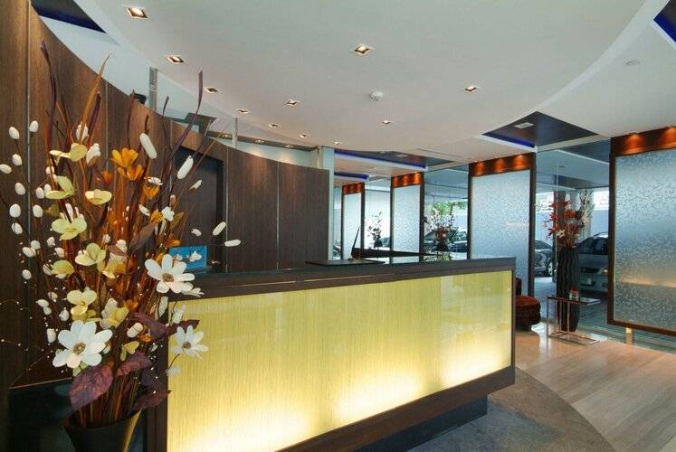 Amora NeoLuxe Hotel