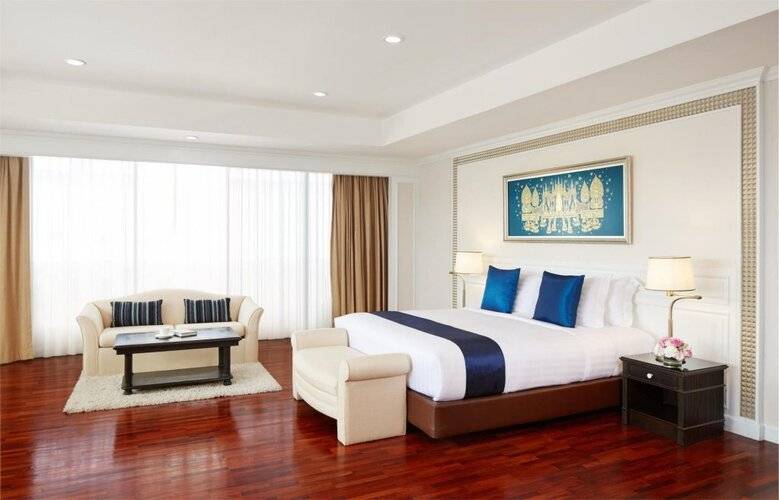 Centre Point Silom