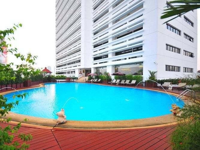 Centre Point Silom