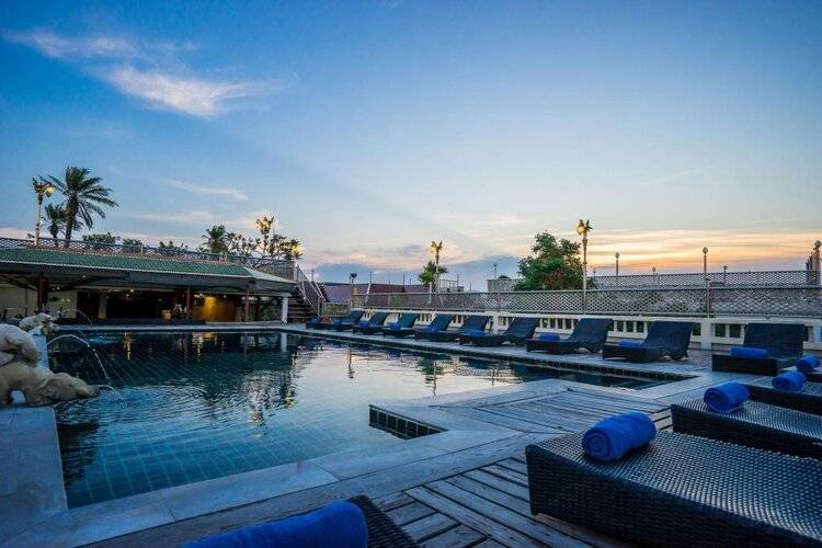 D&D Inn Khaosan