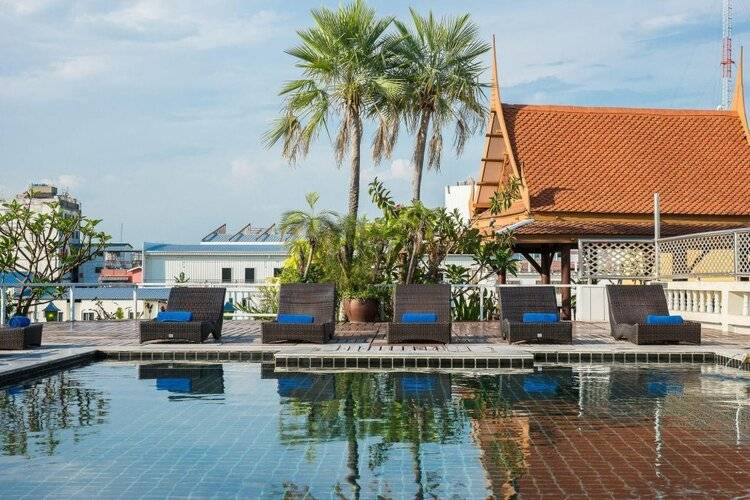 D&D Inn Khaosan