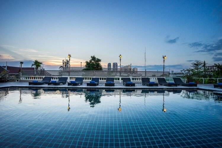 D&D Inn Khaosan
