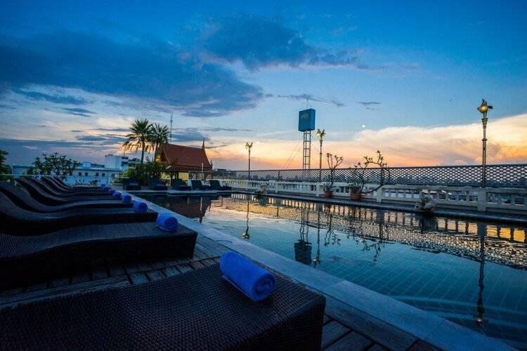 D&D Inn Khaosan