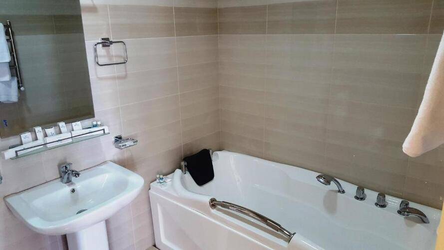 Отель City Line Boutique Hotel