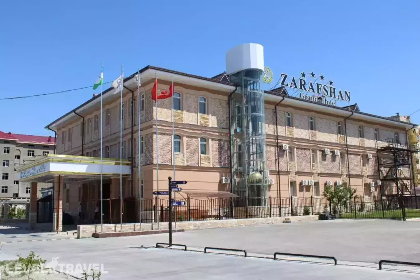 Zarafshan Grand Hotel