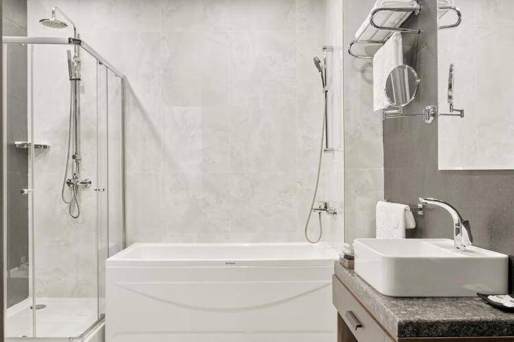 Wyndham Garden Tashkent (Ex. Regal Stay)