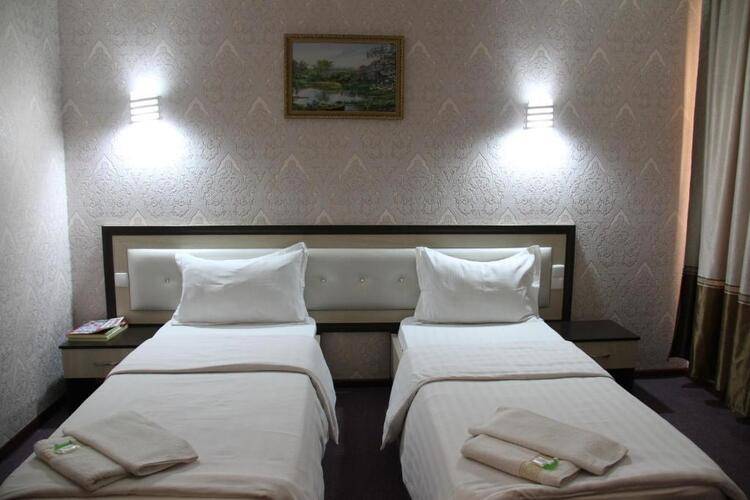 Sofiya Tashkent Hotel (София)