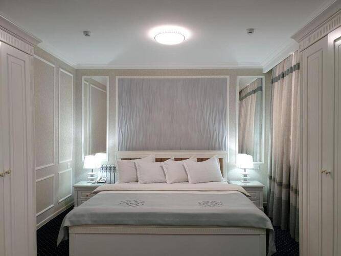 Xon Palace