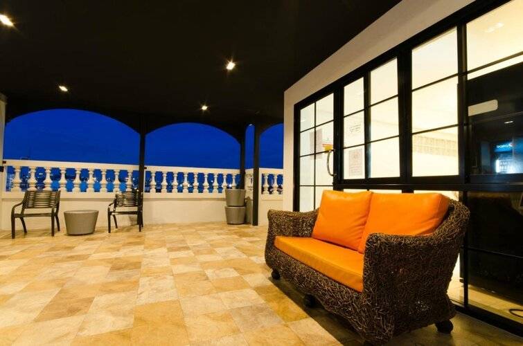Khaosan Palace Hotel