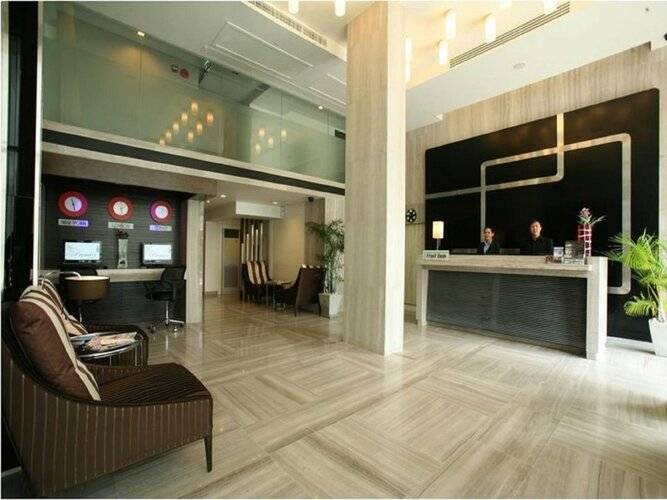 FX Hotel Metrolink Makkasan