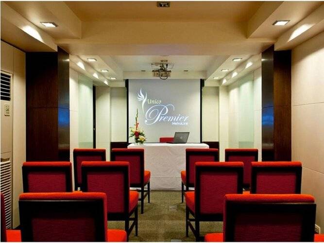 FX Hotel Metrolink Makkasan