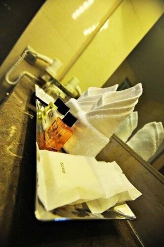 Parinda Hotel