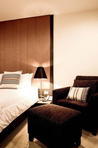 Crystal Suites Suvarnabhumi Airport