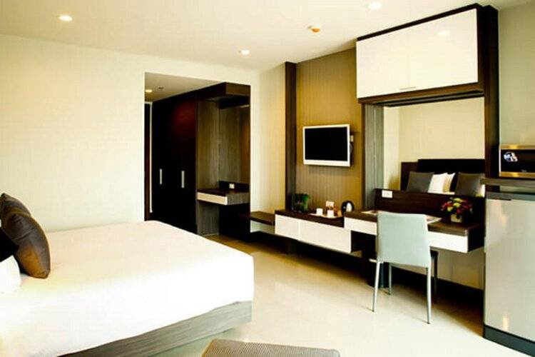 Crystal Suites Suvarnabhumi Airport
